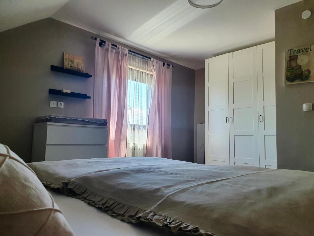 Apartment Murva Dreznik Grad Екстер'єр фото